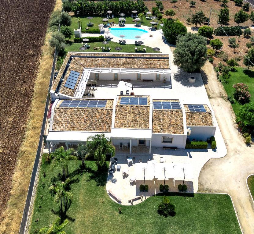 Bazén v ubytování Addauro Resort nebo v jeho okolí