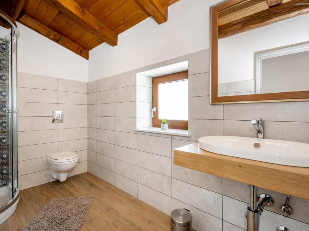 Koupelna v ubytování Villa in Labin with Private Pool