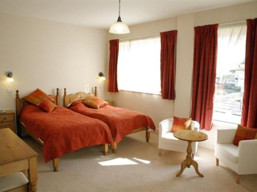 The Reading Rooms - Standard Quadruple Room