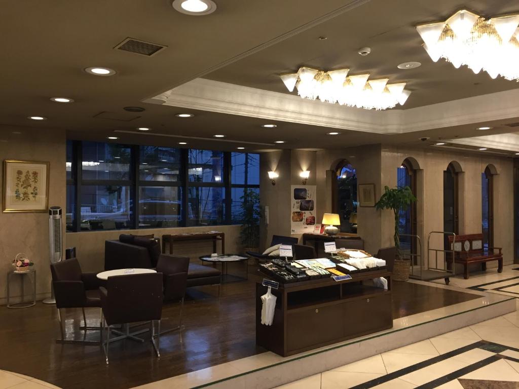 横滨文华大酒店的休息区