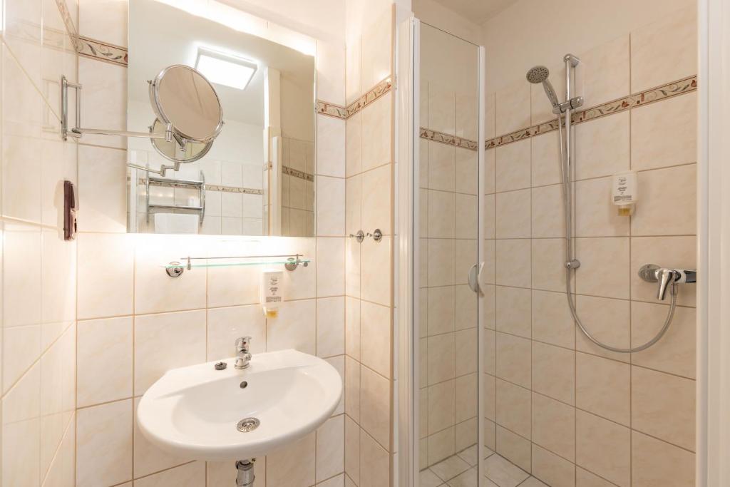 Koupelna v ubytování Active & Wellness Hotel Subterra
