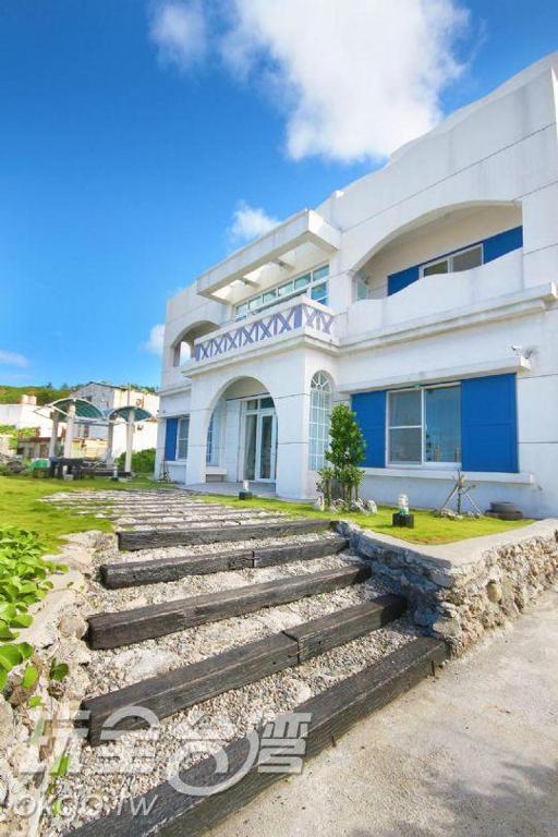 Το κτήριο όπου στεγάζεται  το δωμάτιο σε οικογενειακή κατοικία
