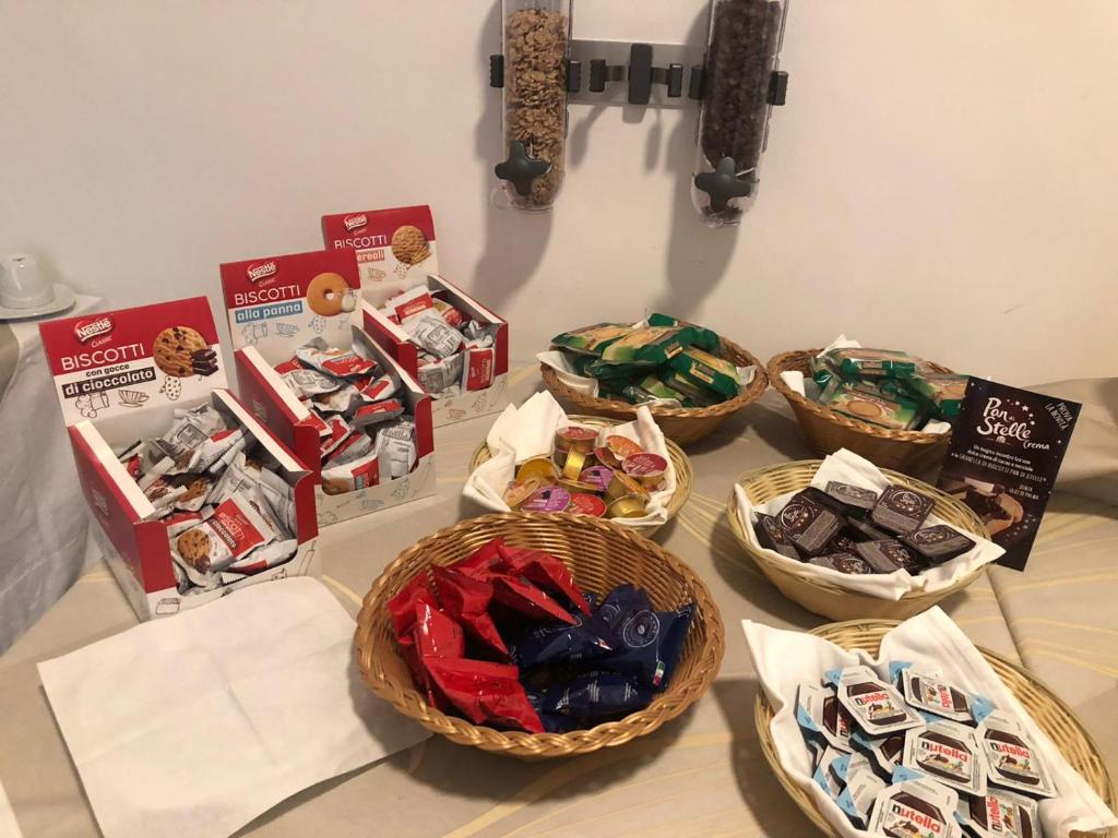 Hotel Etnea Royal Suites - Resim 20