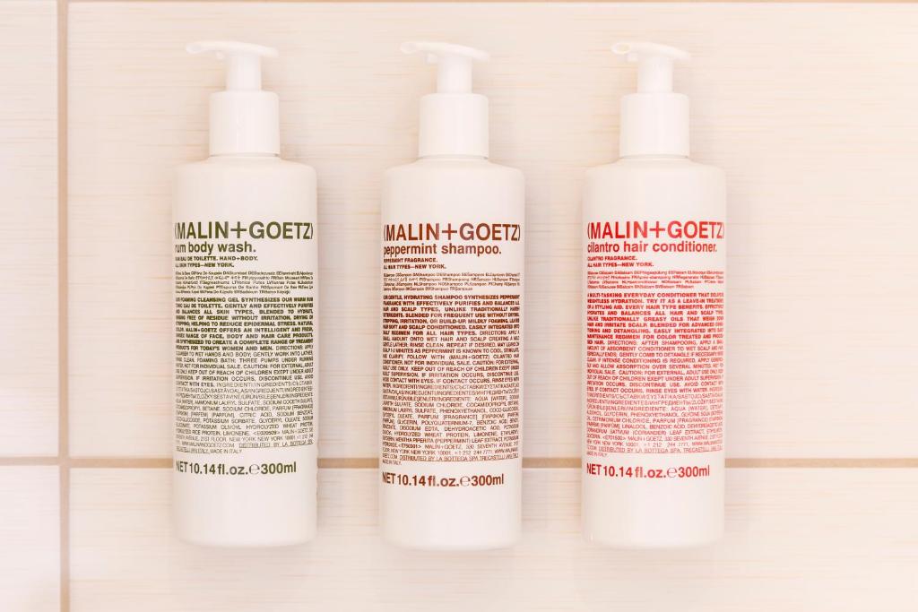 Capri by Fraser Leipzig - Resim 20