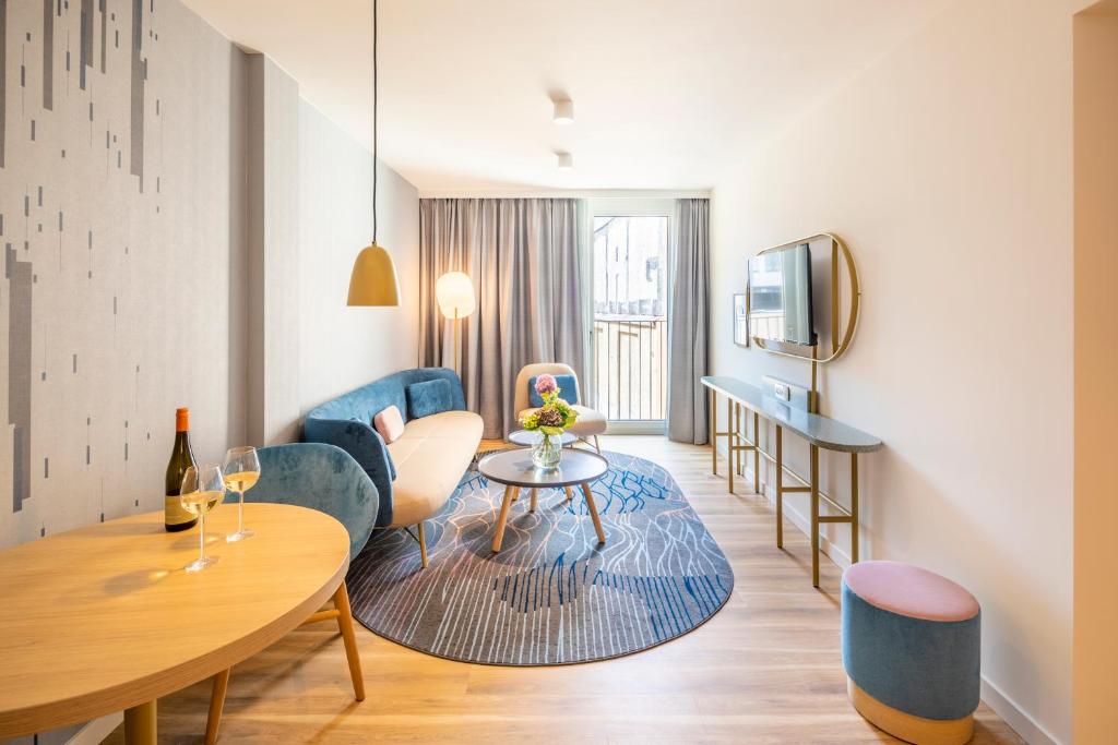 
One-Bedroom Apartment
