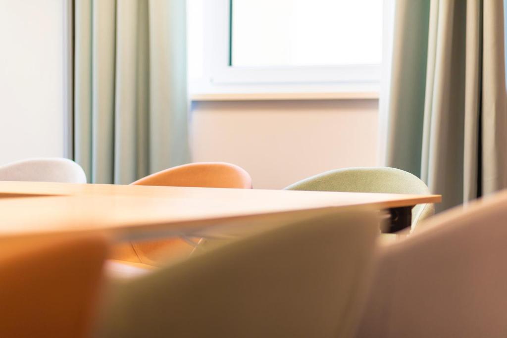 Capri by Fraser Leipzig - Resim 32