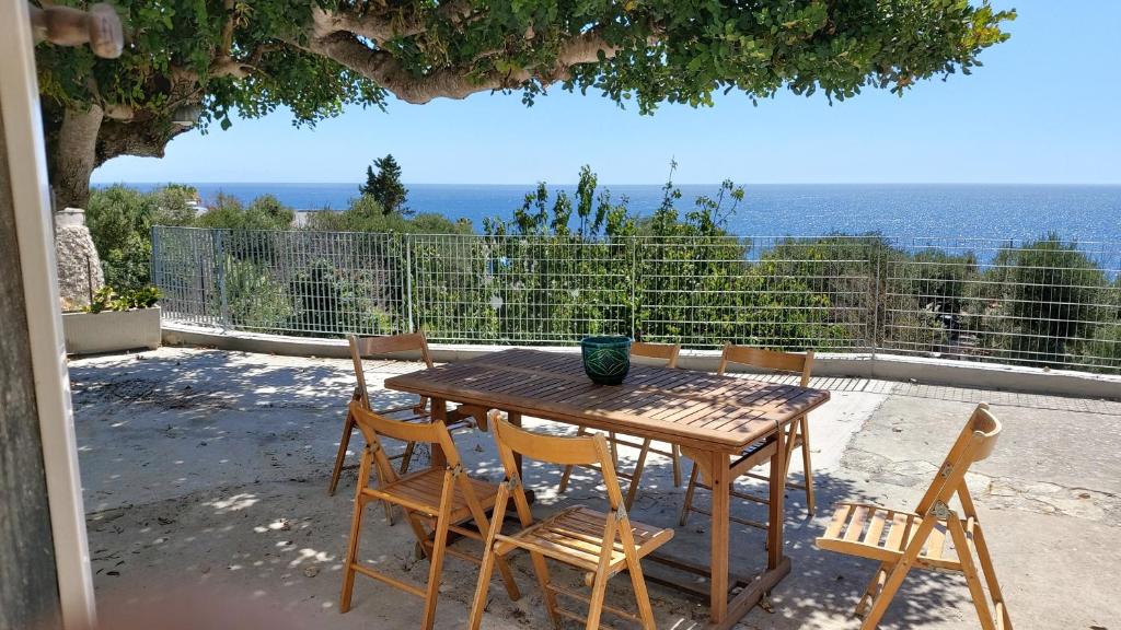 Φωτογραφία από το άλμπουμ του Appartamento in Villa Fortunata TERRA σε Marina Serra