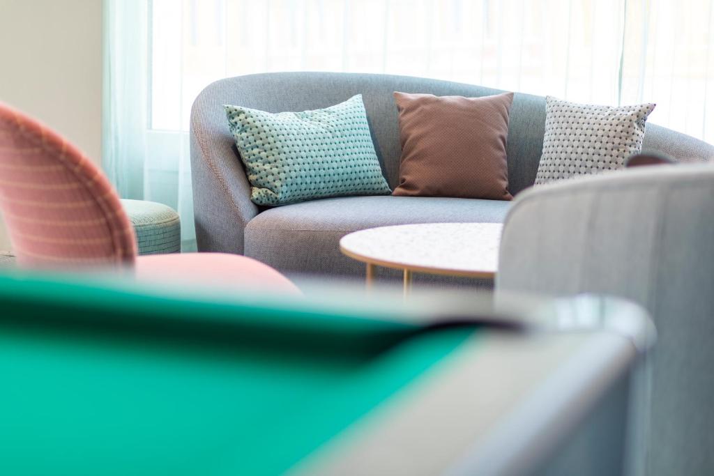 Capri by Fraser Leipzig - Resim 27