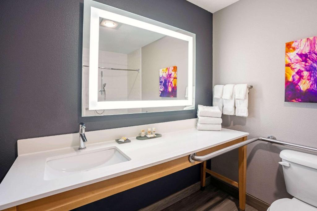 Koupelna v ubytování La Quinta by Wyndham Seattle Federal Way