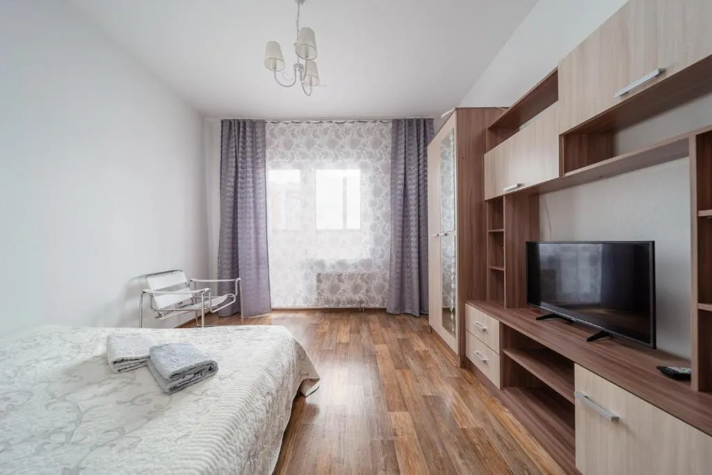 #Go2SPB - SUNNY View Apartment SOFIA, Kudrovo, Russia