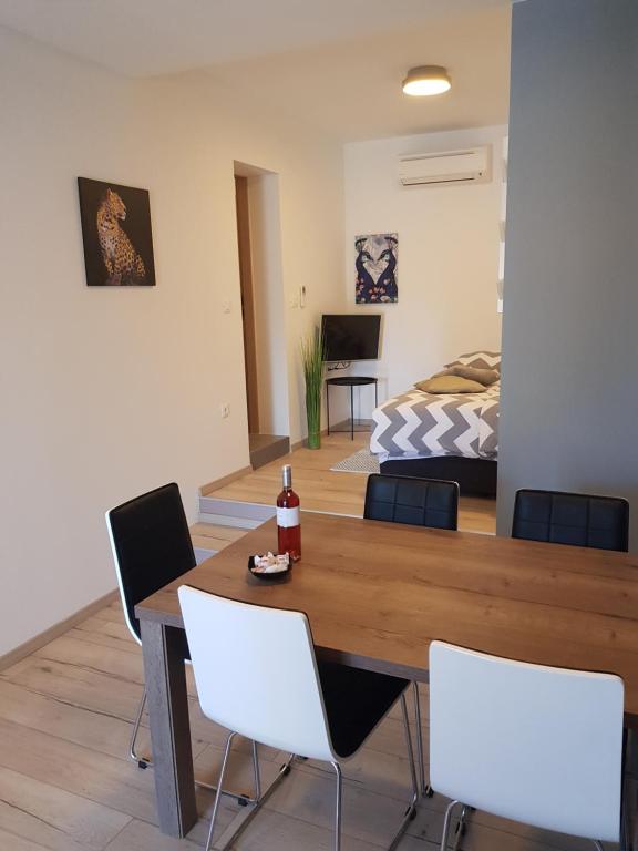 Guest house Flora - Apartamento Superior