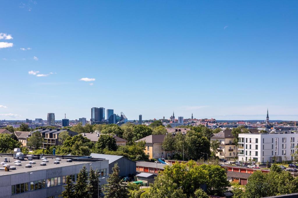 Nespecifikovaný výhled na destinaci Tallinn nebo výhled na město při pohledu z hotelu