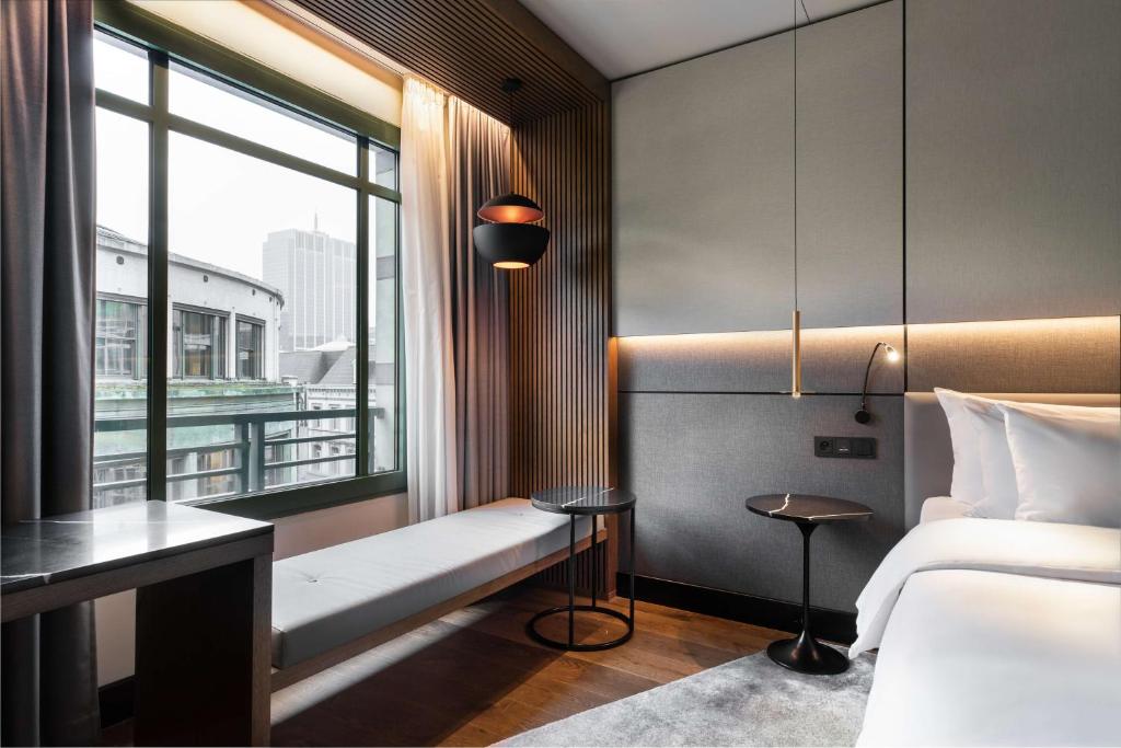 Posezení v ubytování Radisson Collection Grand Place Brussels