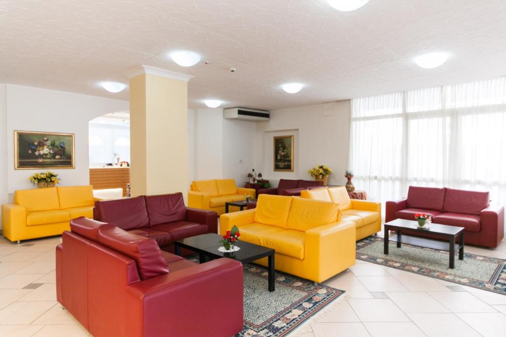 Posezení v ubytování Hotel Diplomatic