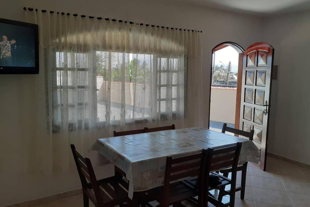  Casa de praia em Caraguá no centro da cidade