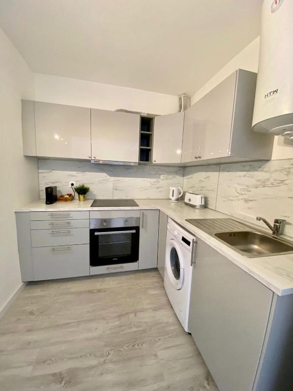 White Sand Apartments Downtown Albufeira - 12