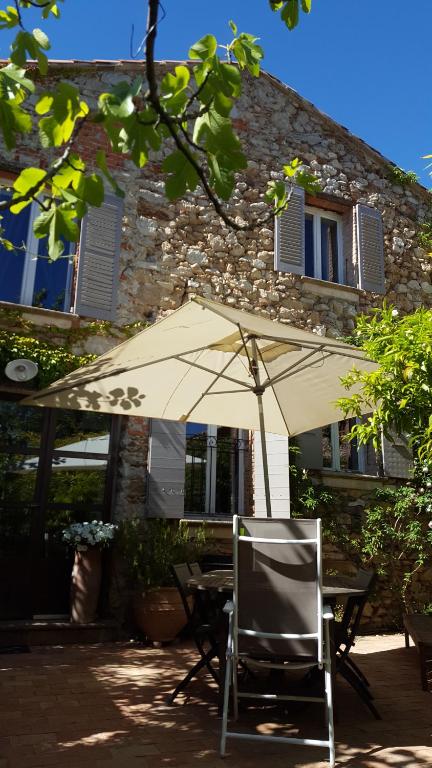 Mas de la Petite Jeanne - Three-Bedroom House