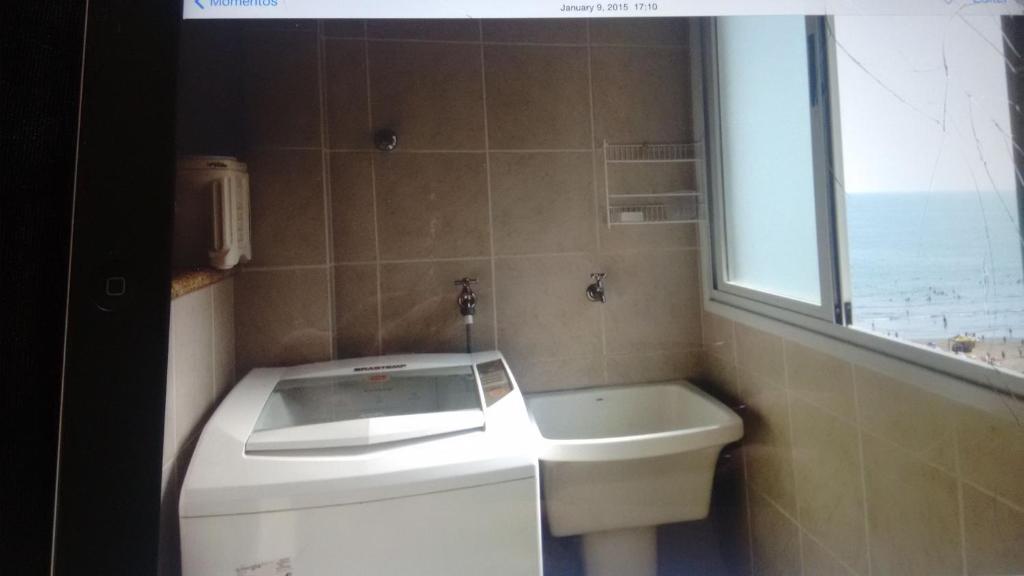  Apto Varanda Gourmet frente ao mar com Wi-Fi