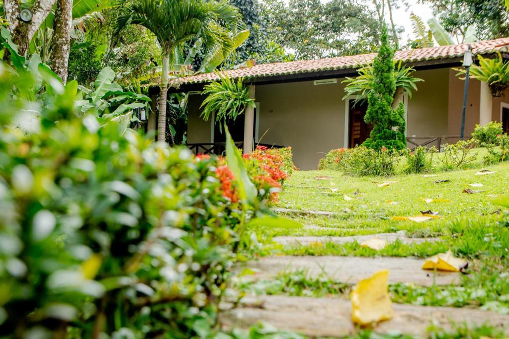  HOTEL CANTINHO DAS FLORES