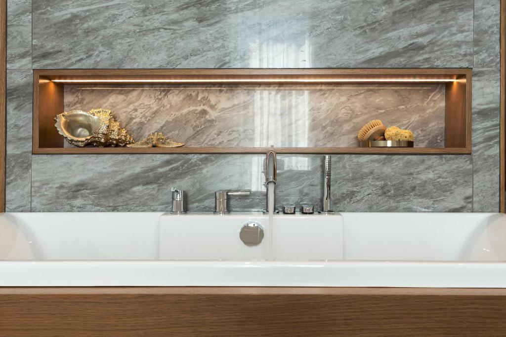 Mirabile Luxury Suites - 7