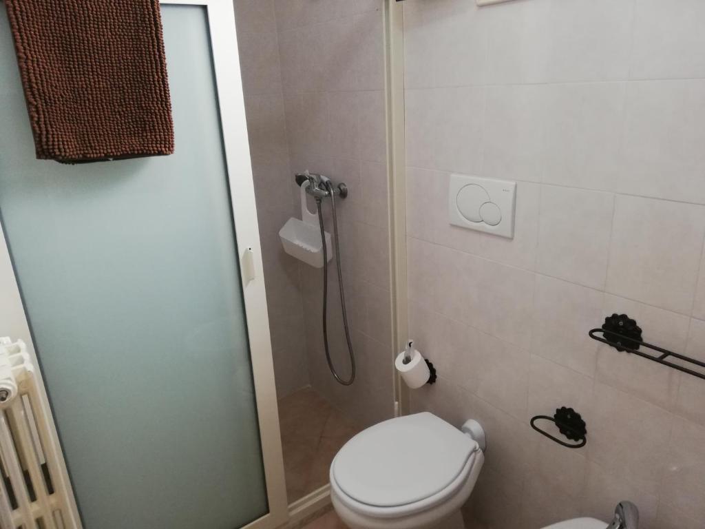 A bathroom at La Stanza Alternativa