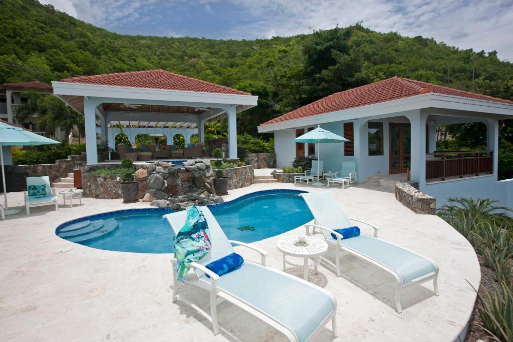 BLUE LAGOON photo photo 6