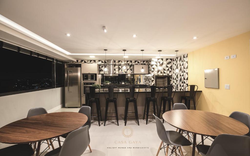  Studio Casa Gaya - Aconchegante studio no centro de Curitiba com coworking