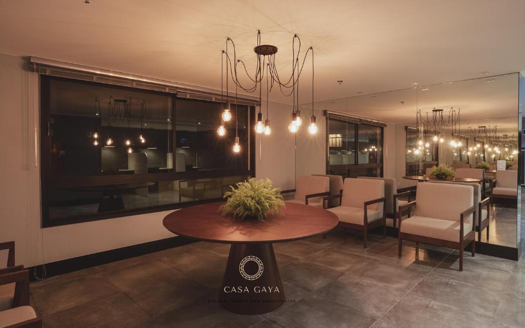  Studio Casa Gaya - Aconchegante studio no centro de Curitiba com coworking