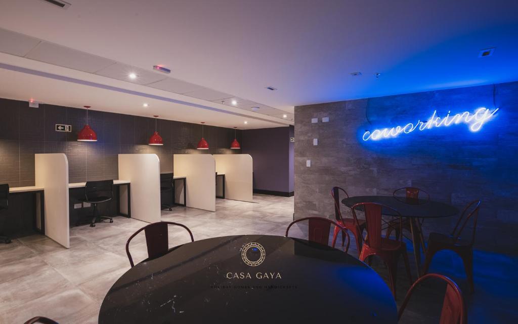  Studio Casa Gaya - Aconchegante studio no centro de Curitiba com coworking
