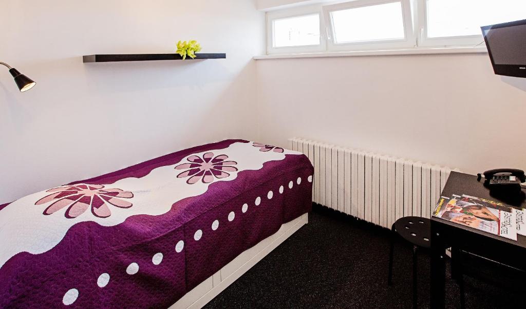 Bona Serva - Resim 27