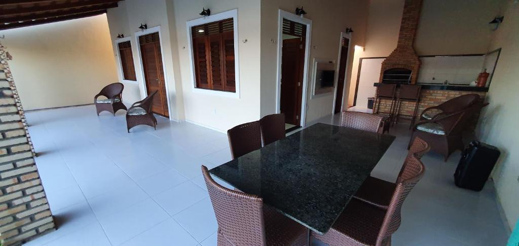  Bela Casa na Praia de Águas Belas