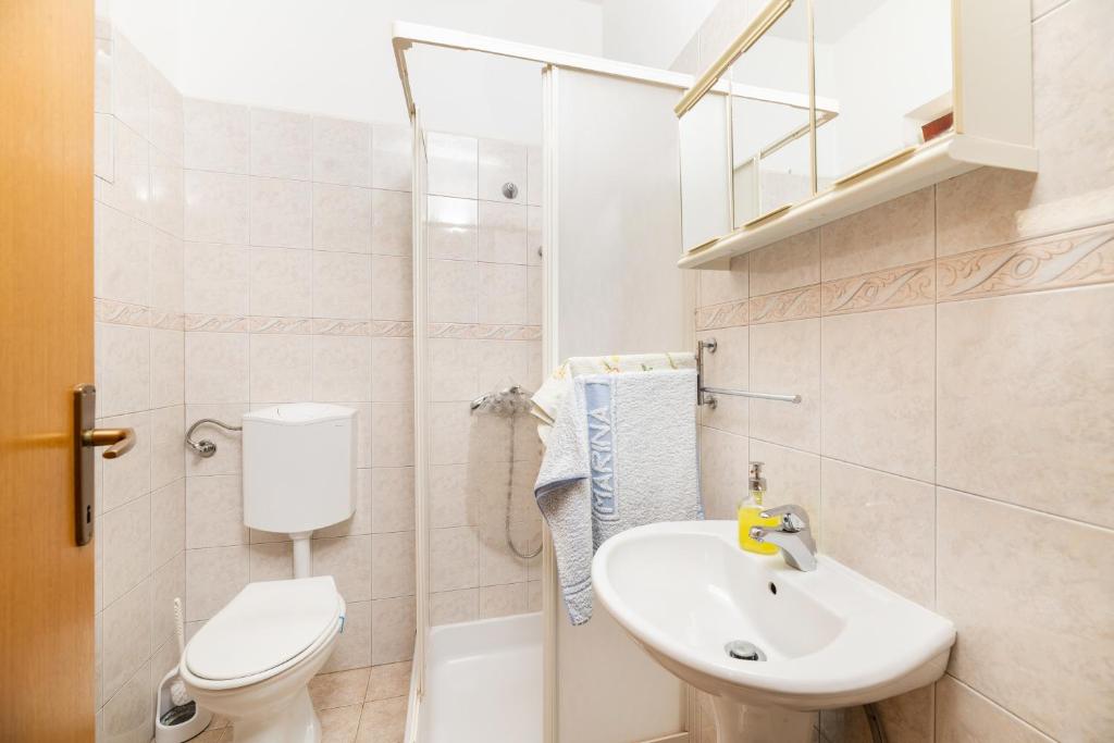 Kúpeľňa v ubytovaní Apartman Petelin