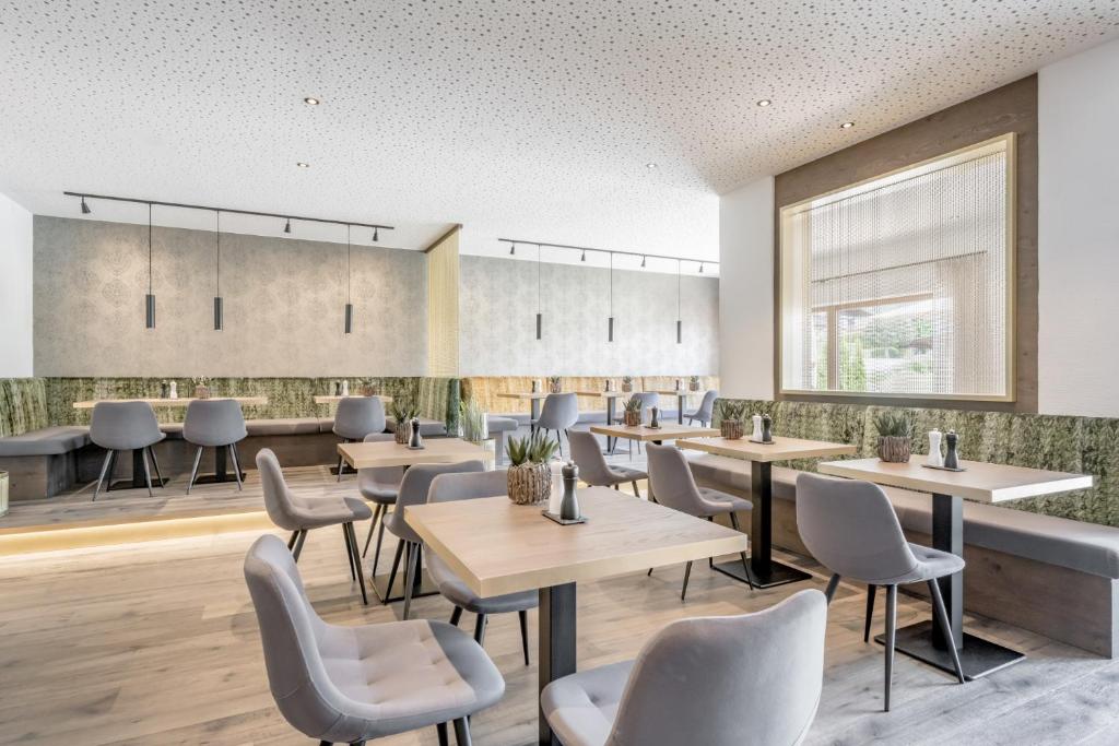 Posezení v ubytování AlpenParks Chalet & Apartment Alpina Seefeld