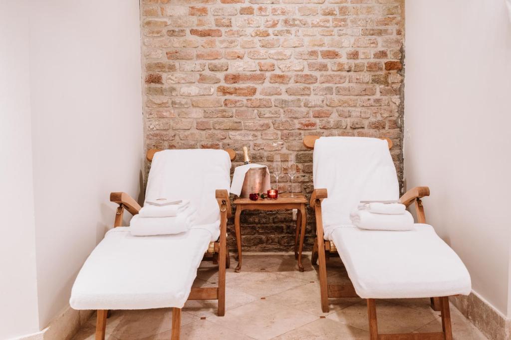 Relais & Châteaux Hotel Heritage - Resim 29