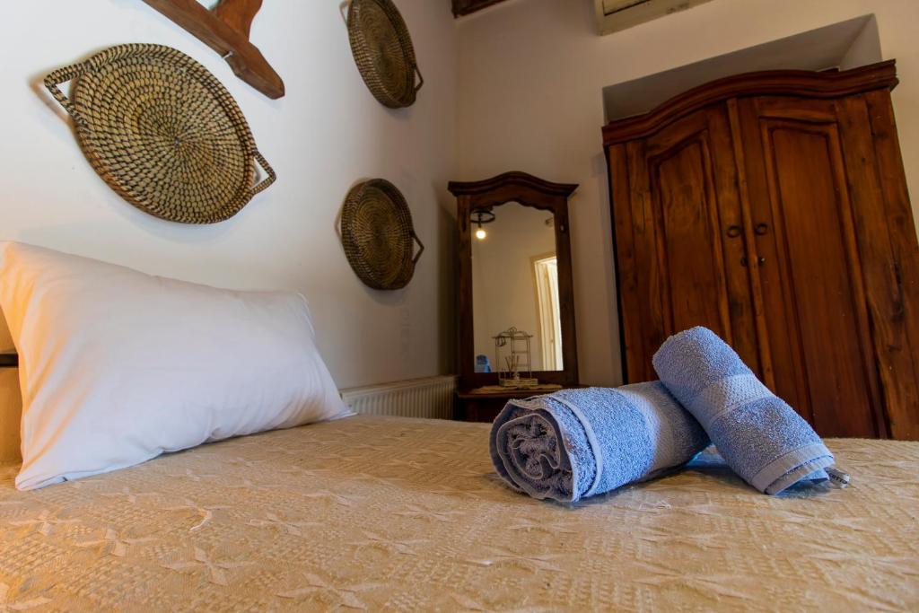Postel nebo postele na pokoji v ubytování Kalavasos View Traditional Apartments