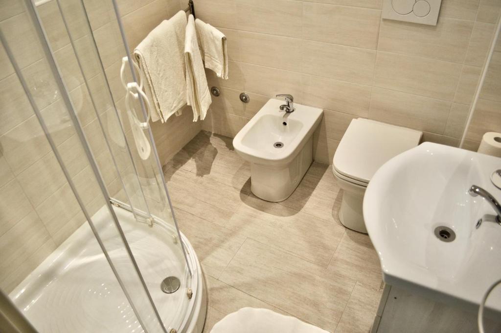 Koupelna v ubytování Hotel Corallo Garnì