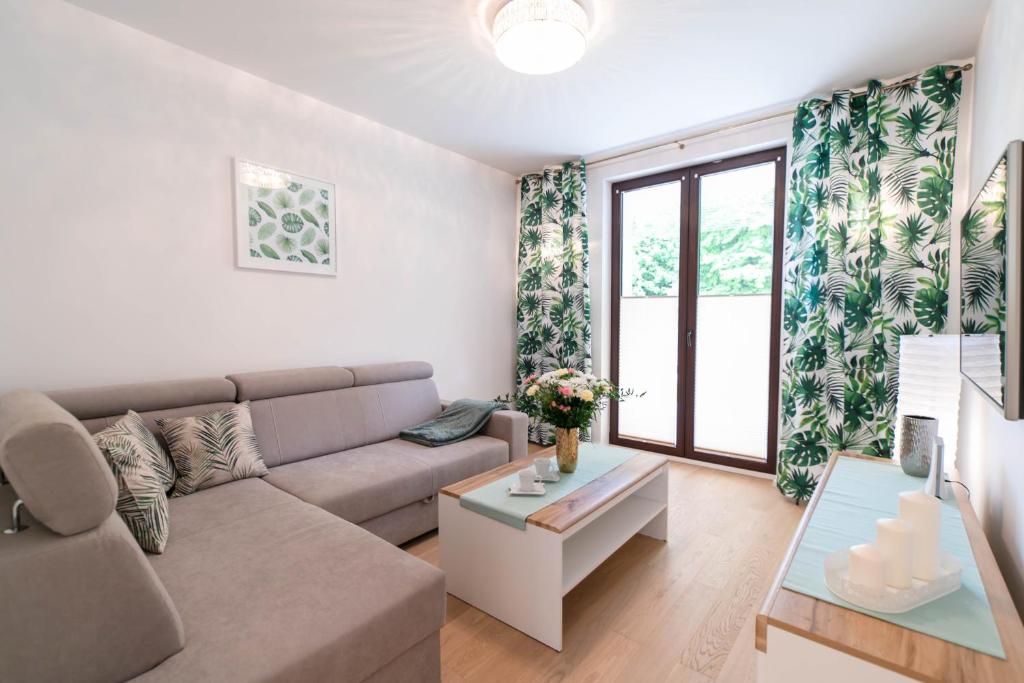 Posedenie v ubytovaní Apartament Garden z ogródkiem - Dream Apart