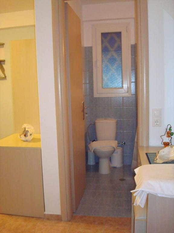 Koupelna v ubytování Aigaio Studios tinos