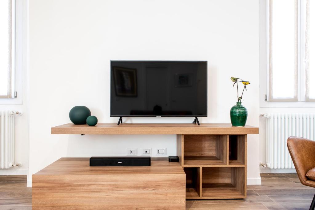 Telewizja i/lub zestaw kina domowego w obiekcie UR Nest Aposa