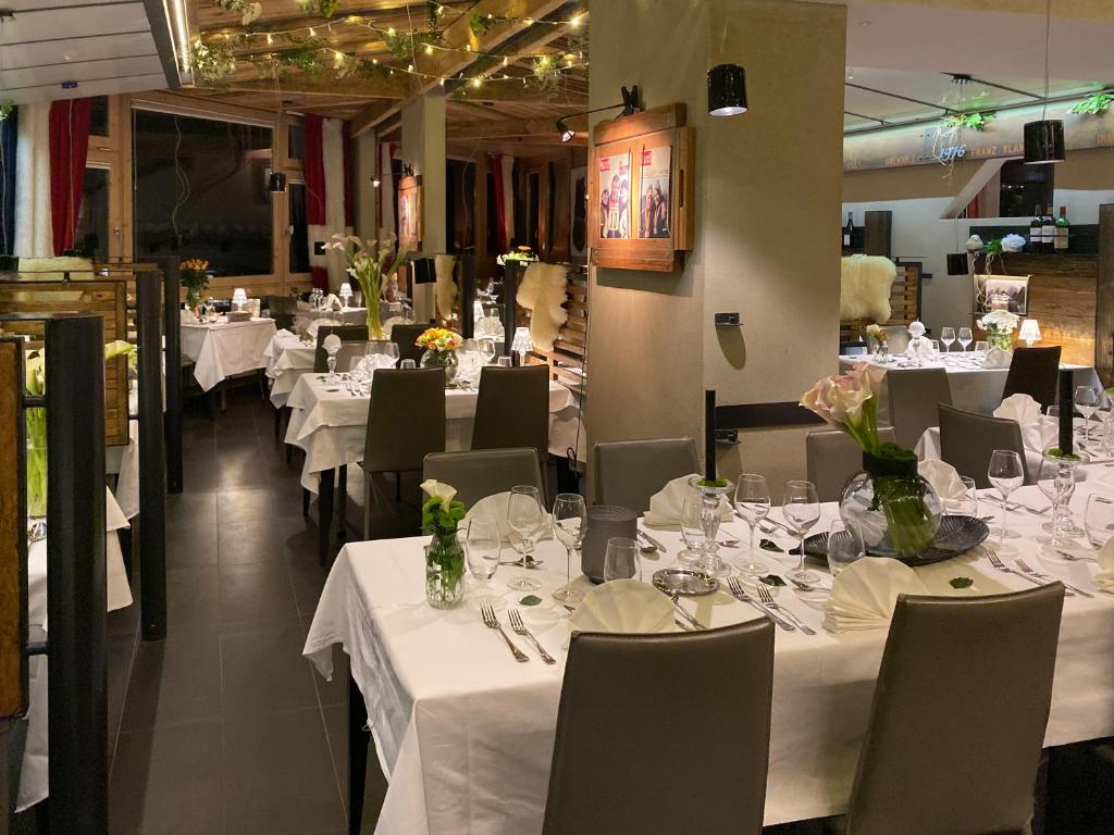 Restaurant ou autre lieu de restauration dans l'établissement Hotel 3 Vallées Val Thorens