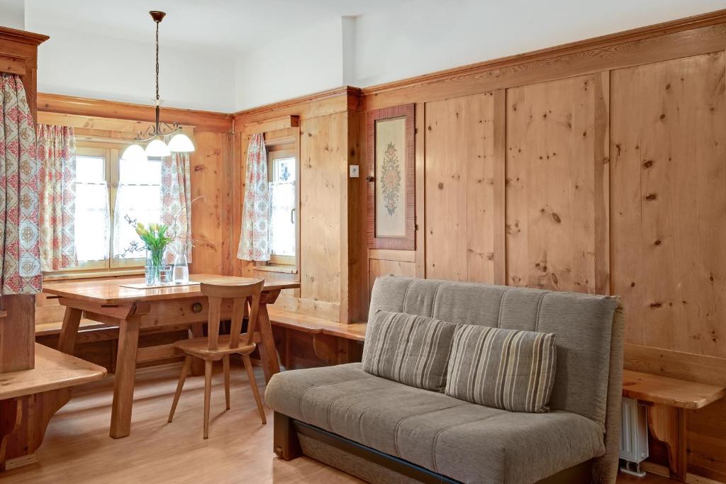 Posezení v ubytování Rafaser - Apartment Rustika