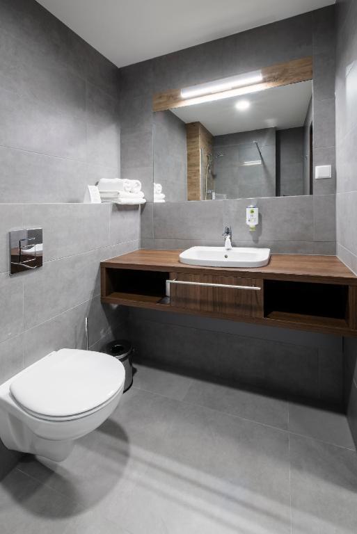 DB Hotel Wrocław - 4