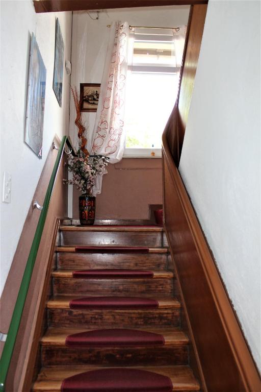 Hotel zur Post Schwanheim - Resim 9