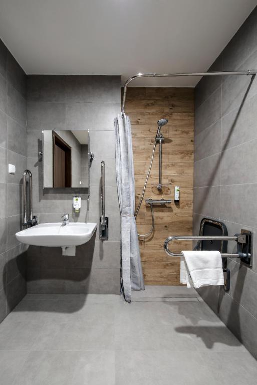 DB Hotel Wrocław - 16