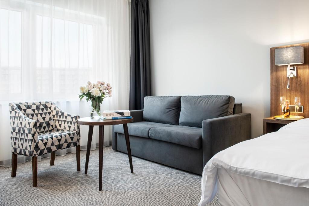 Posezení v ubytování DB Hotel Wrocław