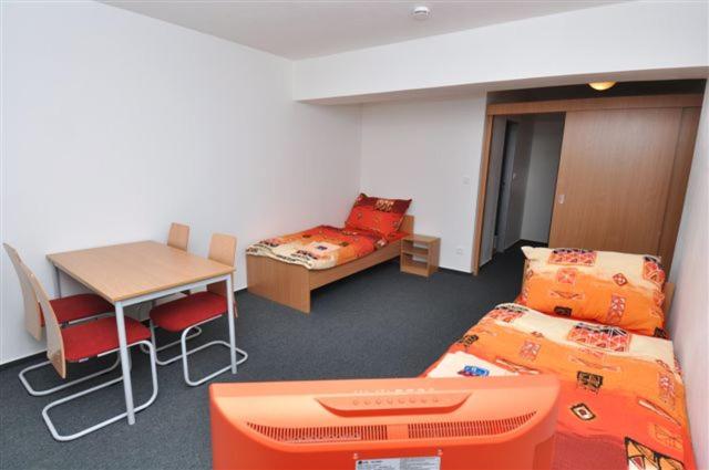 Sport Hotel Ticha Orlice () Sport Hotel Ticha Orlice