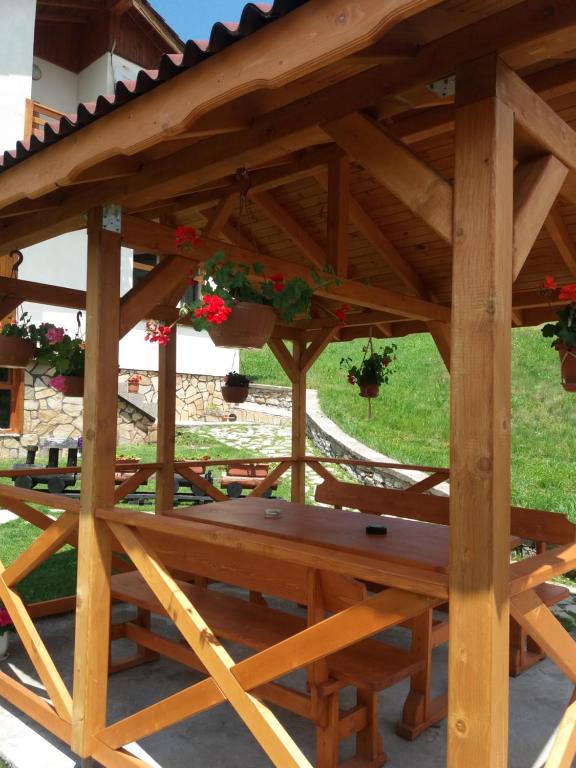 Fotografie z fotogalerie ubytování вила Здравец v destinaci Jagodina
