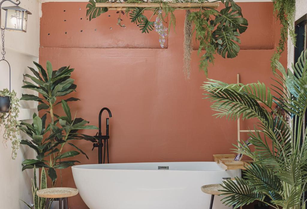 YOLO Bangkok Boutique Hotel - Resim 10