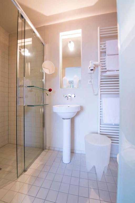 The New Yorker Hotel Köln-Messe - Resim 41