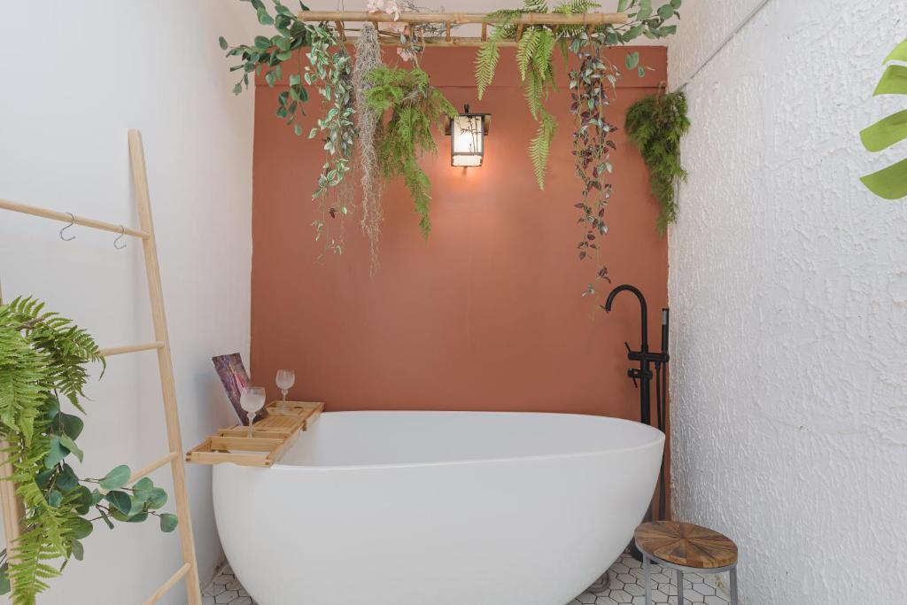 YOLO Bangkok Boutique Hotel - Resim 15